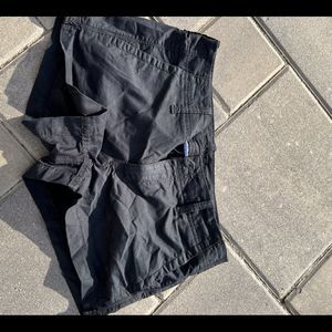 American Eagle black shorts